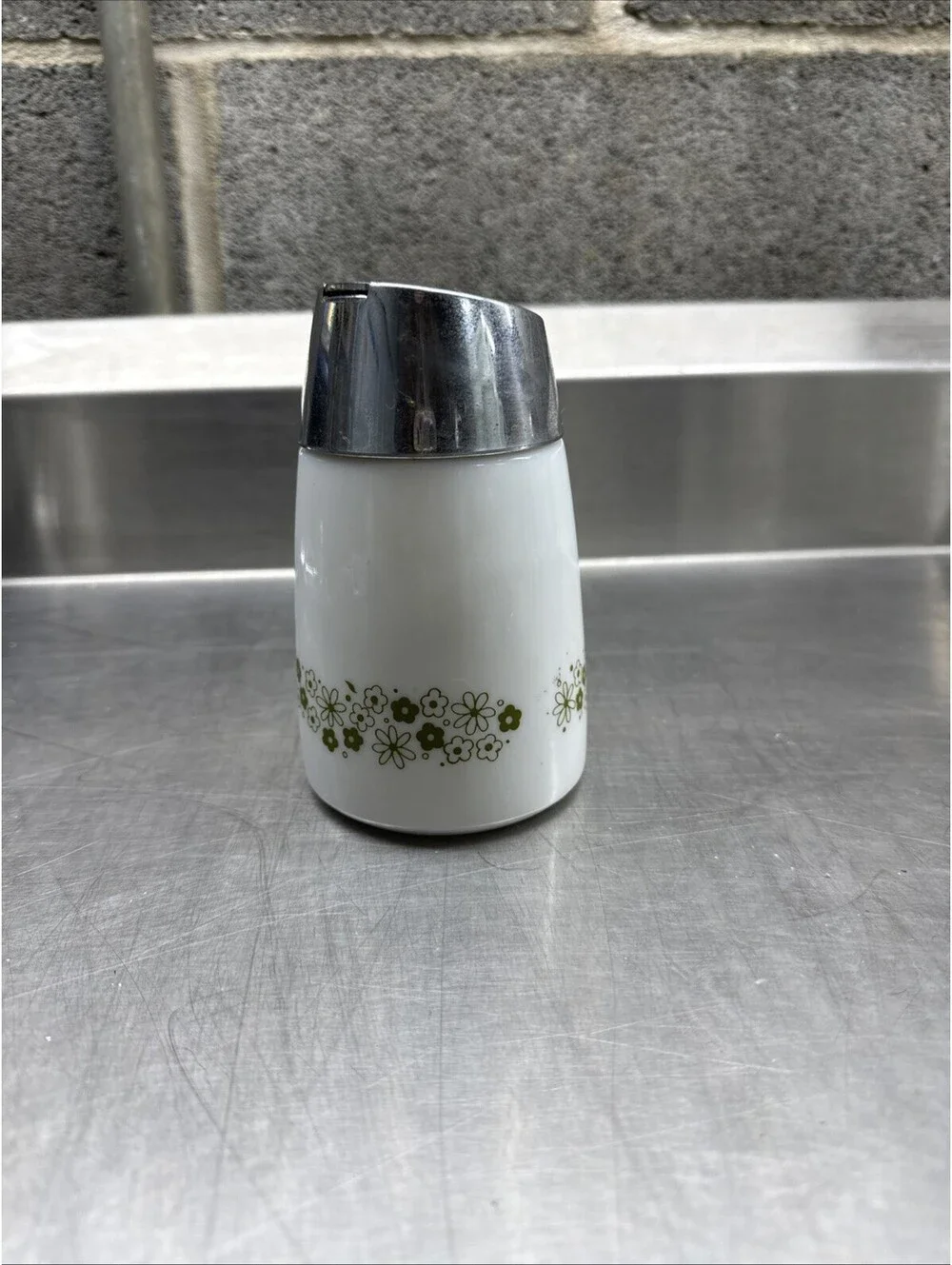 Vtg Pyrex & Corelle CRAZY DAISY Spring Blossom Sugar Dispenser #930 / #S-930